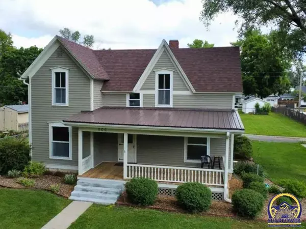 Hiawatha, KS 66434,606 Cherokee Ave