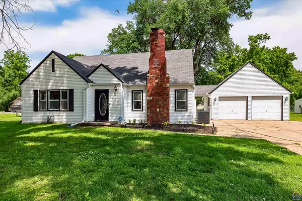 1928 N Kansas AVE,  Topeka,  KS 66608