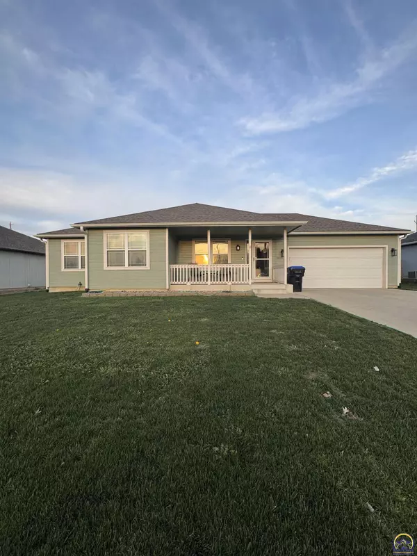 3810 NW Cherry Creek TER, Topeka, KS 66618