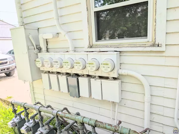 Emporia, KS 66801,816 Congress St