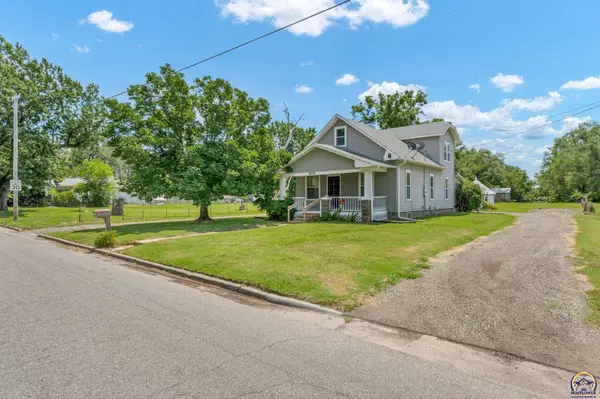 Topeka, KS 66608,401 NE Burgess AVE