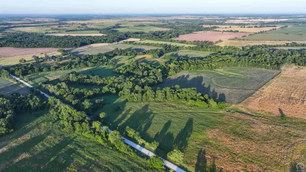 00000 Prairie RD, Yates Center, KS 66783