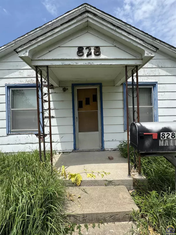Osage City, KS 66523,828 Main ST