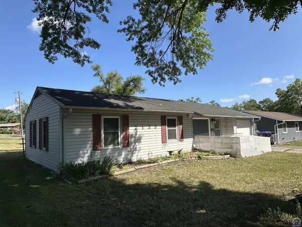 Topeka, KS 66605,2133 SE Market ST