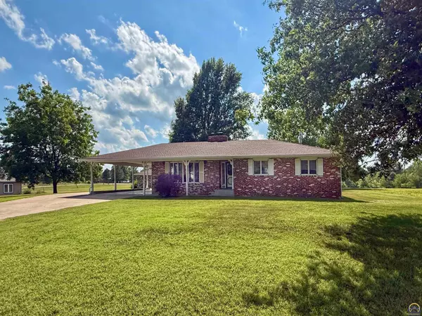 801 S 9th St,  Osage City,  KS 66523