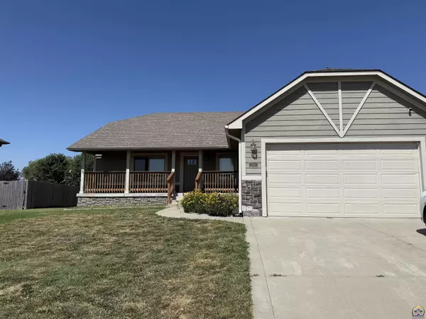 924 Dakota, Junction City, KS 66441