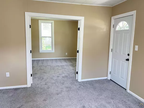 Paola, KS 66071,110 W Shawnee ST