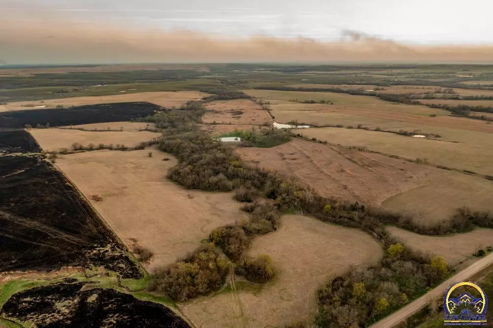 Allen, KS 66833,700 Road 400