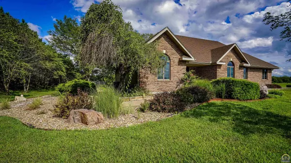 24250 Q4 RD, Holton, KS 66436