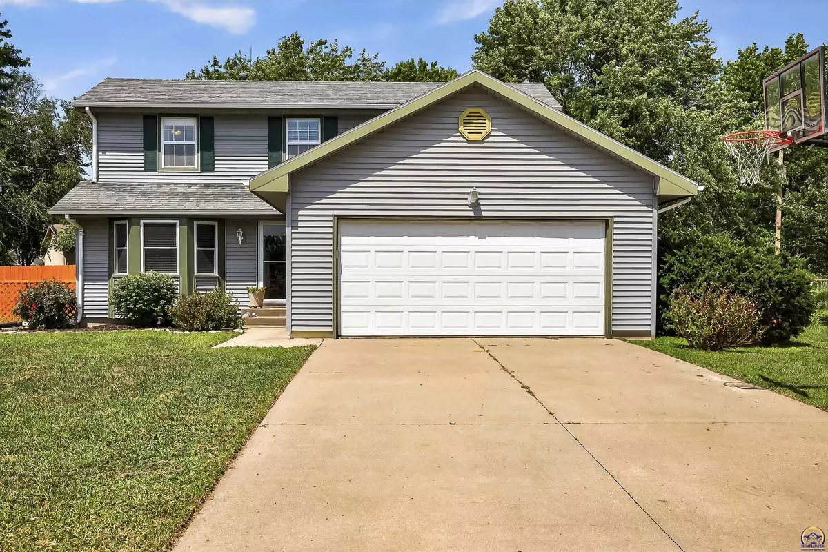 Topeka, KS 66614,2811 SW Lincolnshire CT