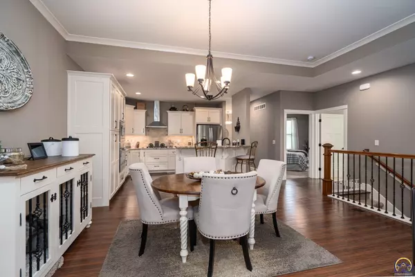 Lawrence, KS 66049-9227,2250 Lake Pointe Dr ##1902