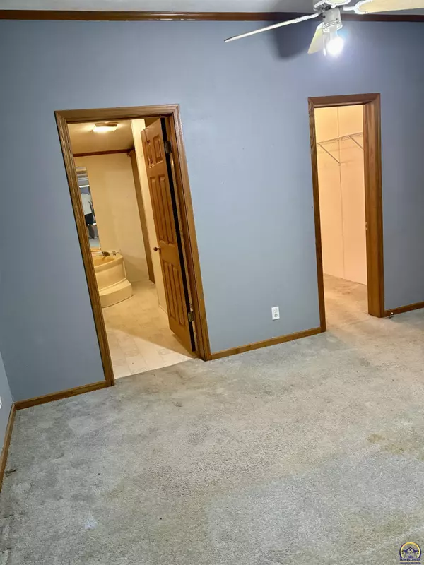 Meriden, KS 66512,6334 94th St