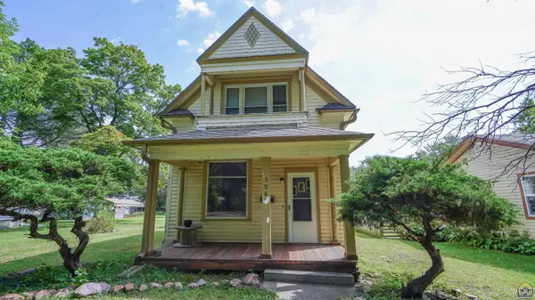 Holton, KS 66436,308 New Jersey AVE