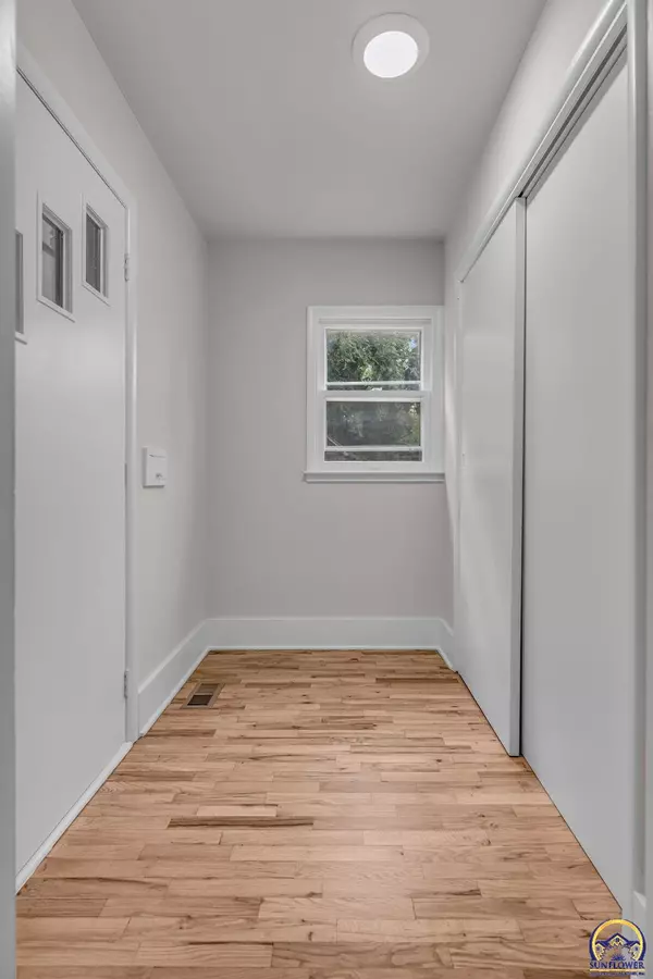 Topeka, KS 66616,732 NE Twiss AVE