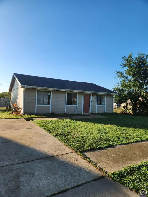 2133 SE Turnpike AVE,  Topeka,  KS 66605