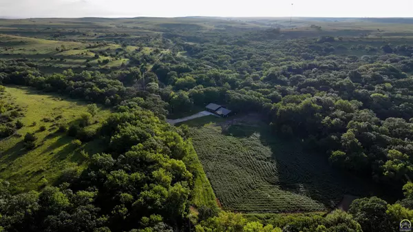 Manhattan, KS 66502,3381 Mineral Springs Rd