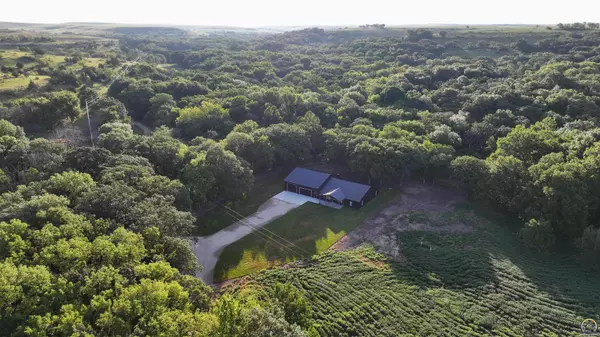 Manhattan, KS 66502,3381 Mineral Springs Rd