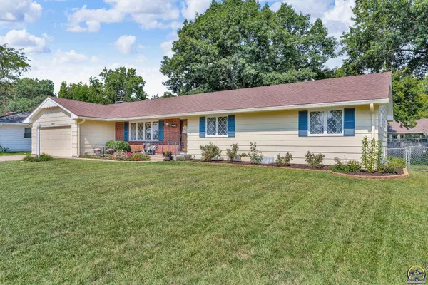 Topeka, KS 66614,5838 SW 27th ST