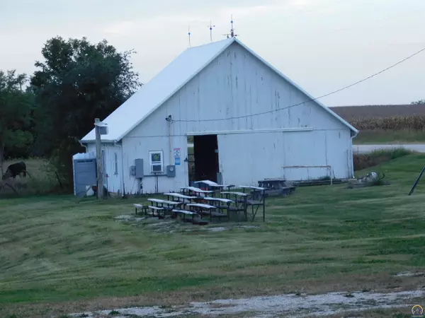 206th and K-16 HWY, Holton, KS 66436