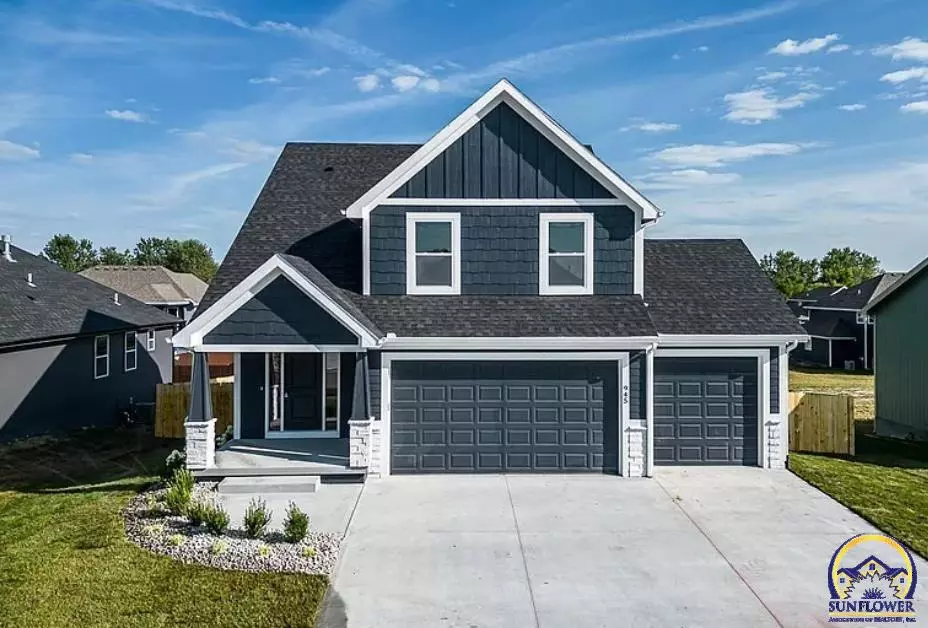 Perry, KS 66073,1004 2nd ST