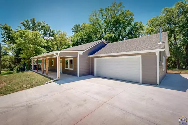 Emporia, KS 66801,121 S Arundel St