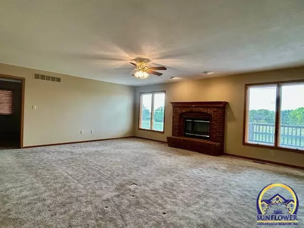 Berryton, KS 66409,3131 SE 85th St