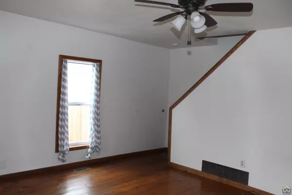 Burlingame, KS 66413,223 E Seward AVE