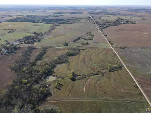 Eskridge, KS 66423,15820 Coyote Rd