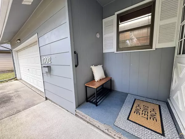 Emporia, KS 66801,1702 Trowman Way