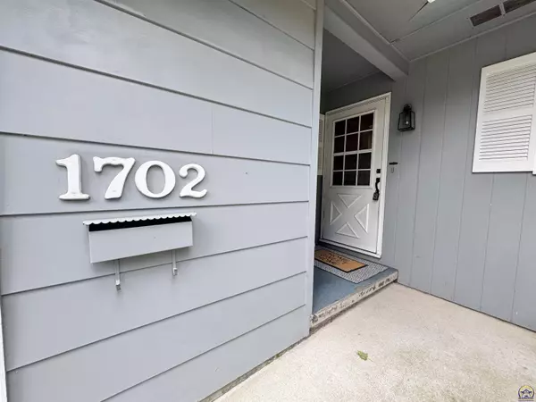 Emporia, KS 66801,1702 Trowman Way