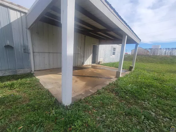 Oskaloosa, KS 66066-0000,515 Walnut ST