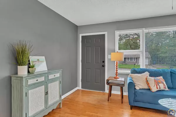 Lawrence, KS 66046,1620 W 20th Ter