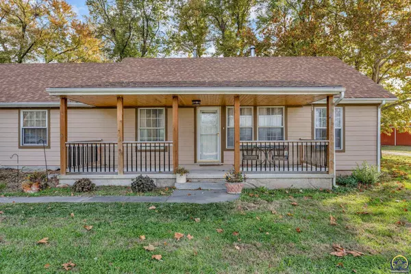 Delia, KS 66418,620 Elm ST