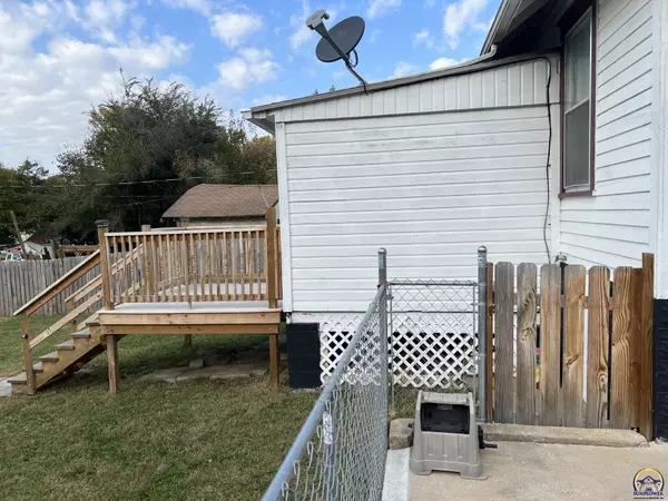 Topeka, KS 66605,2315 SE Ohio AVE