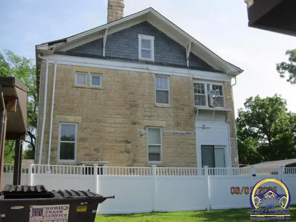 Junction City, KS 66441,415 W Walnut ST