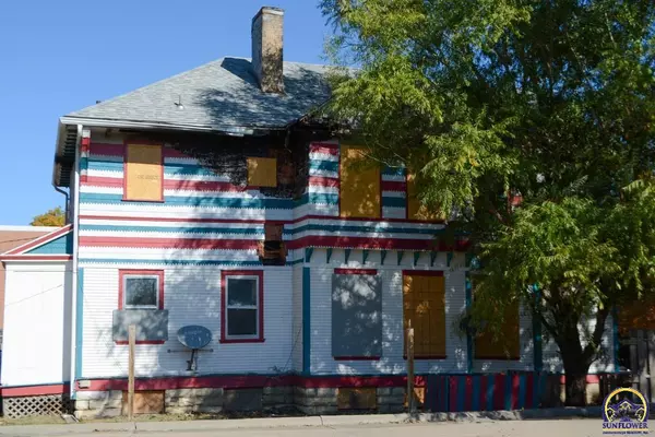 Topeka, KS 66612,1021 SW Polk ST