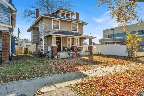 Topeka, KS 66612,916 SW Polk ST