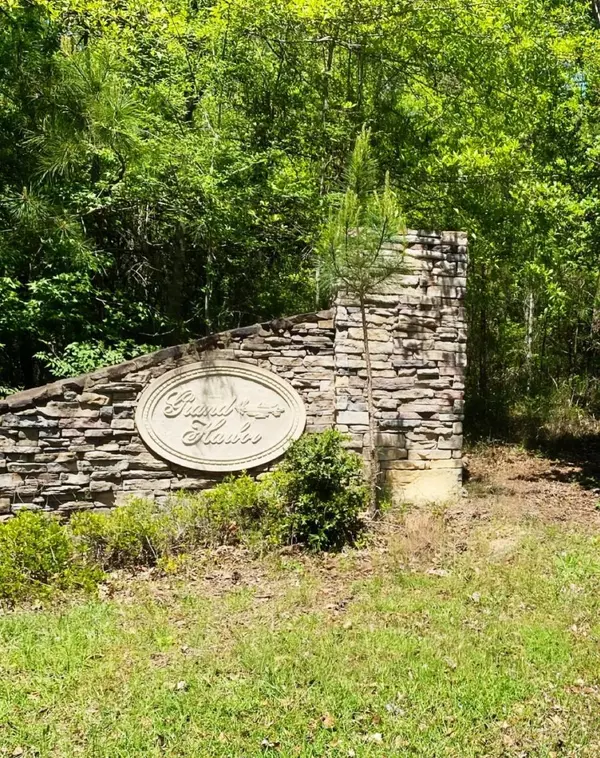 2278 Lake Helen Court, Lizella, GA 31052