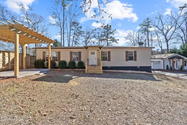 Eatonton, GA 31024,158 Oak Lane