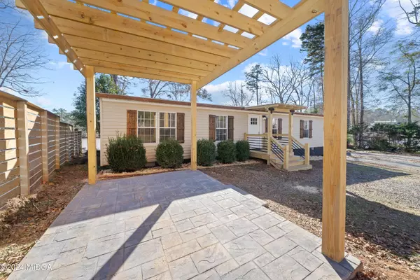 158 Oak Lane, Eatonton, GA 31024