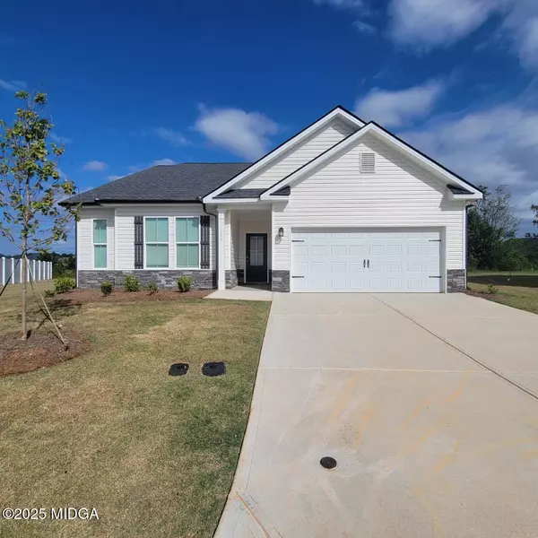 116 Breakwater Way, Perry, GA 31069