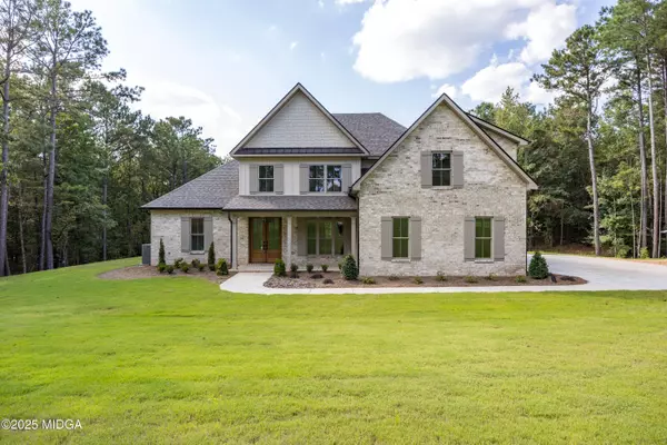 584 Pea Ridge Road, Juliette, GA 31046