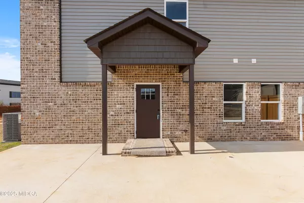 236 Beau Claire Circle, Byron, GA 31008