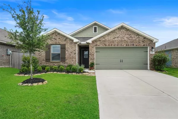 806 Deerhurst LN, Magnolia, TX 77354