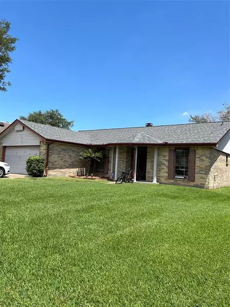 2810 Park Meadows AVE, Deer Park, TX 77536