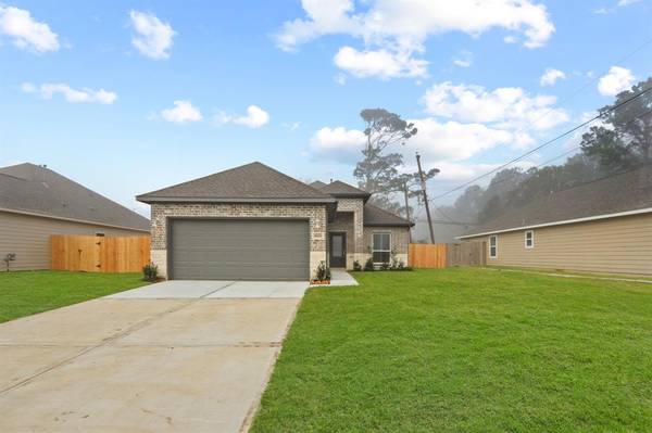 5826 PECAN PARK DR, Hitchcock, TX 77563