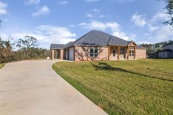 31903 Redfish TRL,  Richwood,  TX 77515