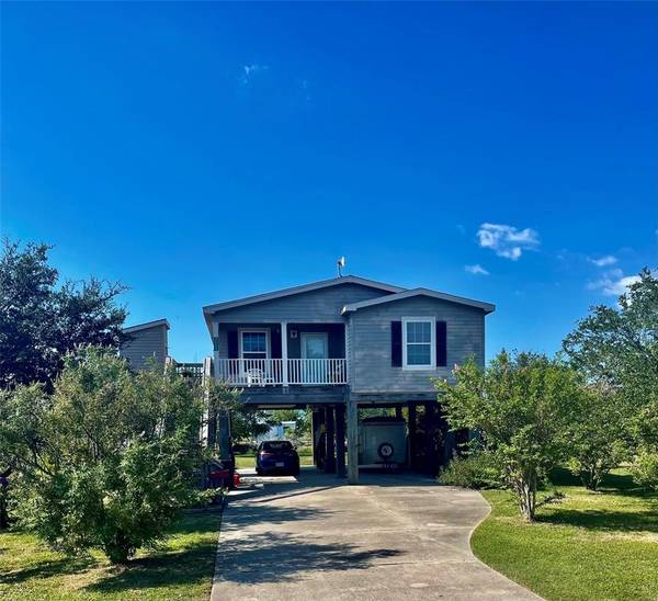 2005 Madison AVE, Port Bolivar, TX 77650