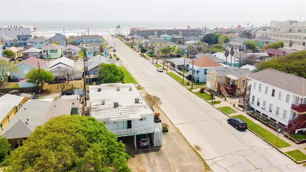 Galveston, TX 77550,1327 Avenue M 1/2