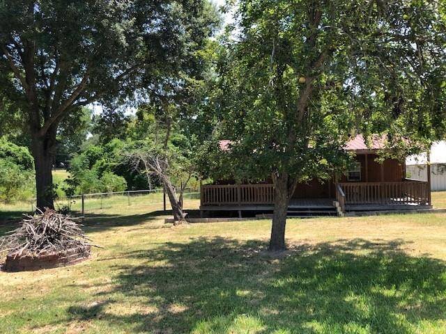 249 E Oak Shadows, Onalaska, TX 77360